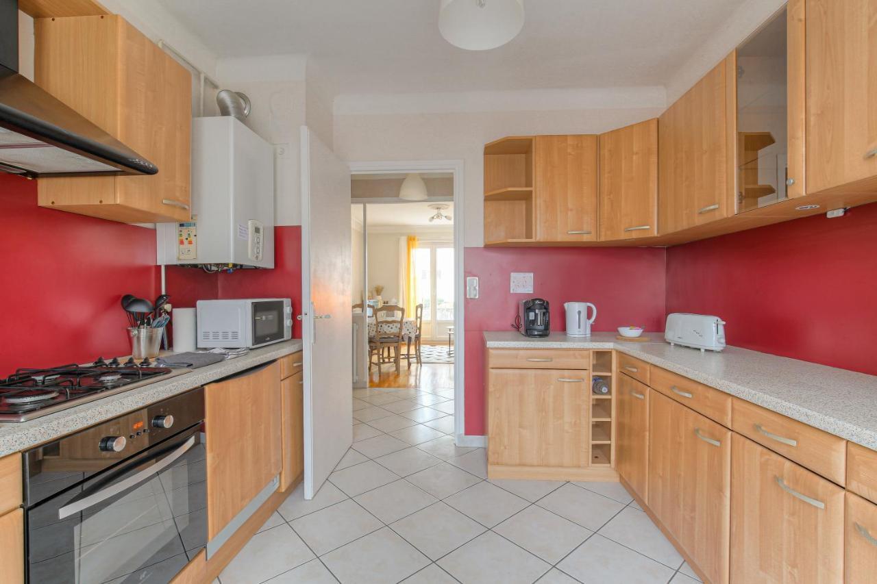 Apartamento Le Parilly - Ma Cabotte Vénissieux Exterior foto